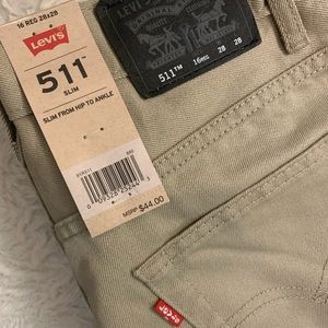 3 for $15 NWT *HOST PICK* LEVI's Jeans